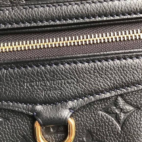 Authentic Louis Vuitton Navy Petillante Clutch Monogram Empreinte Leather EUC - Picture 4 of 13